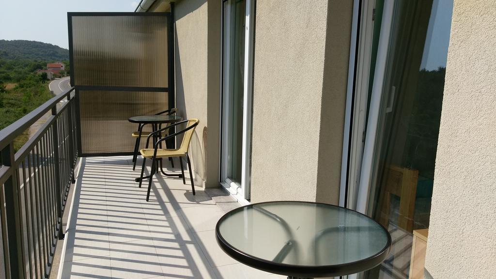 Apartments Sadina Skradin Exterior photo