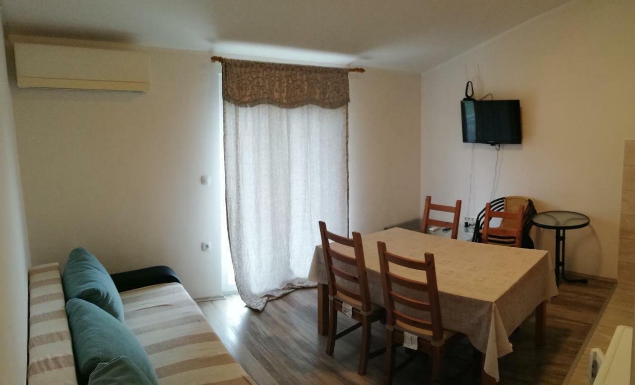Apartments Sadina Skradin Exterior photo